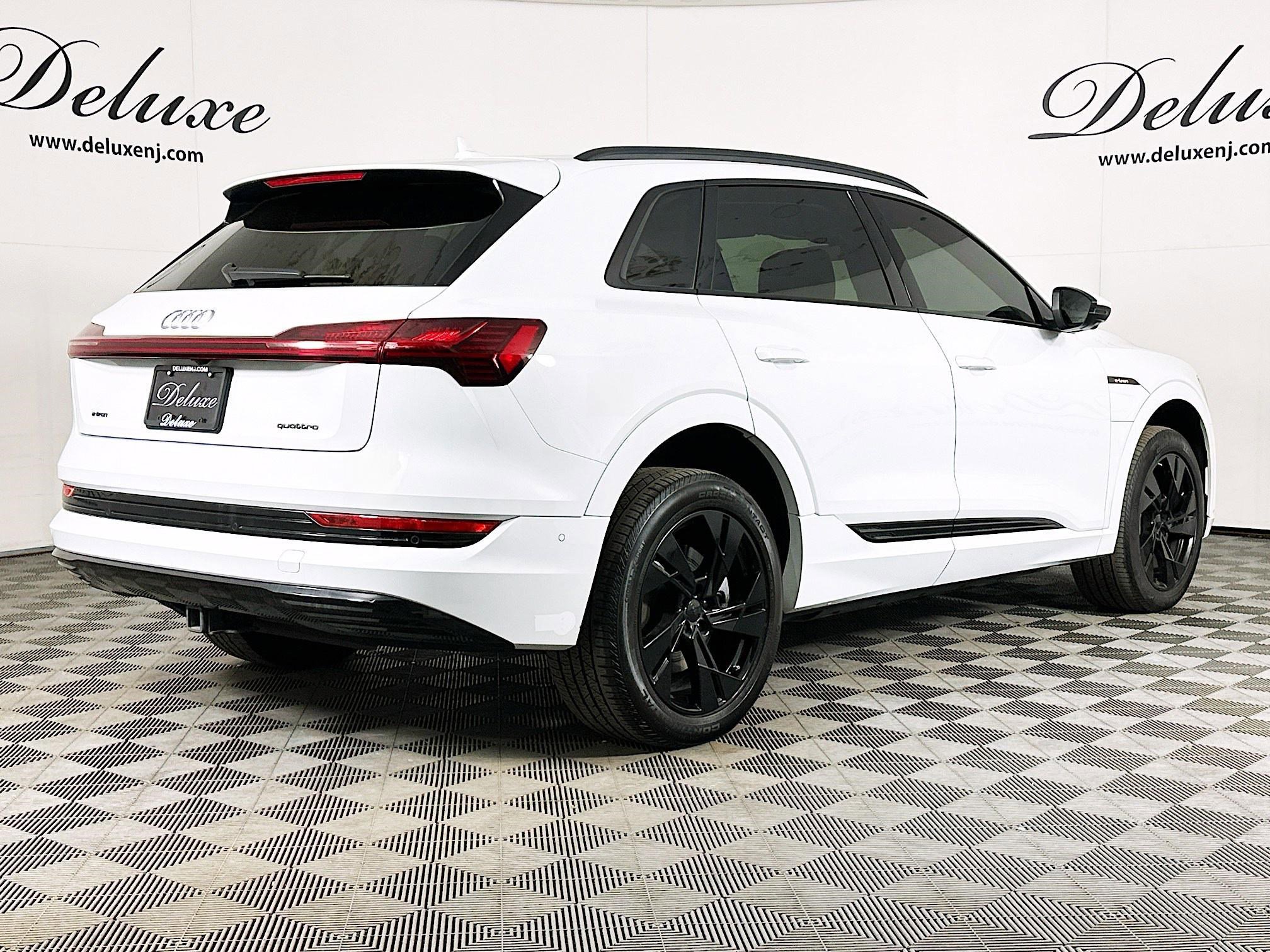 Used 2022 Audi e-tron Premium w/ Convenience Plus Package image 6