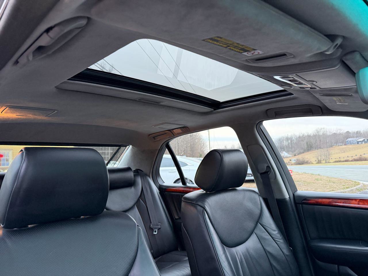 Used 2005 Lexus LS 430 RWD image 36