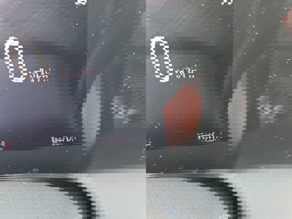 Used 2024 Buick Encore GX Sport Touring image 10