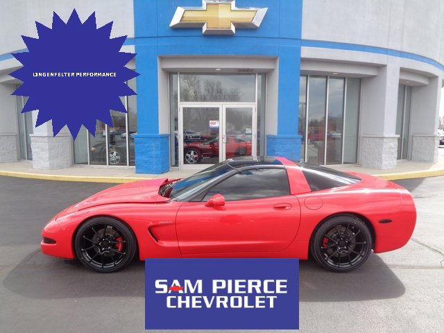 Used 2001 Chevrolet Corvette Coupe w/ Preferred Equipment Group2