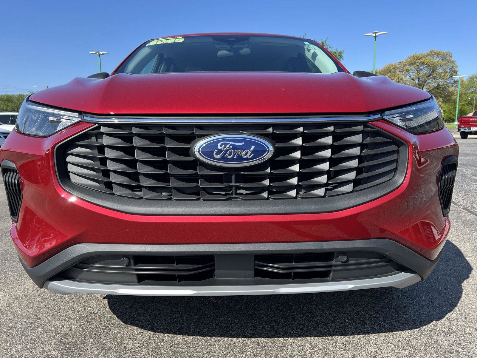 Used 2023 Ford Escape Active w/ Tech Pack #1 AWD/4WD image 11