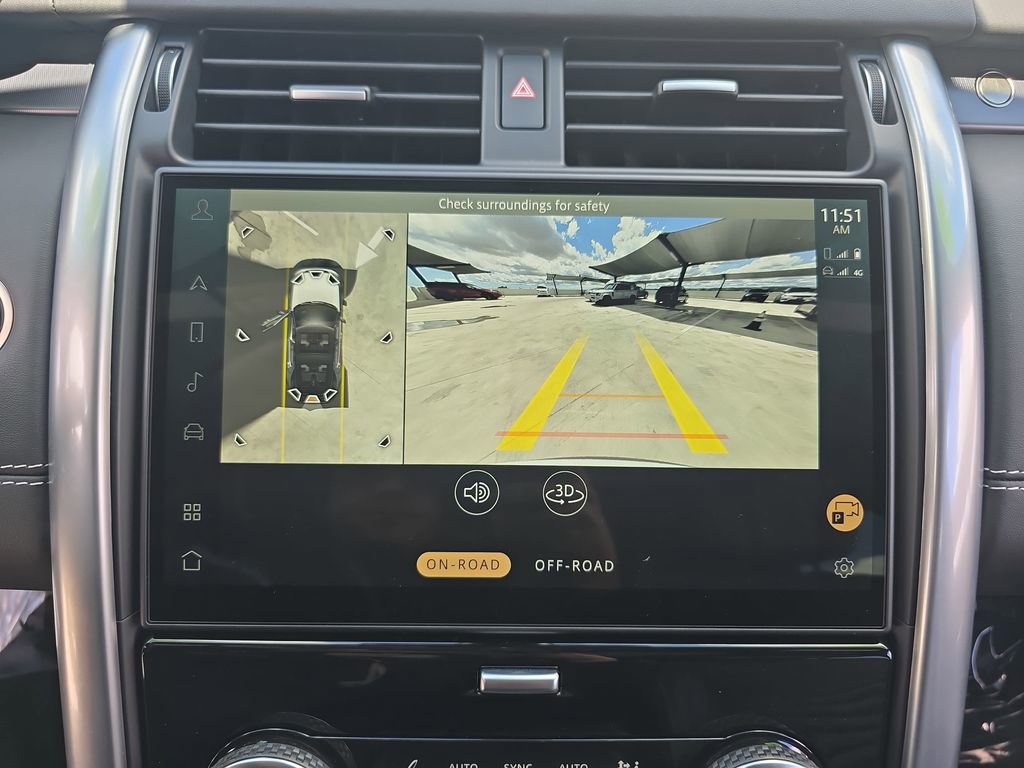 Certified 2025 Land Rover Discovery Metropolitan Edition AWD/4WD image 25
