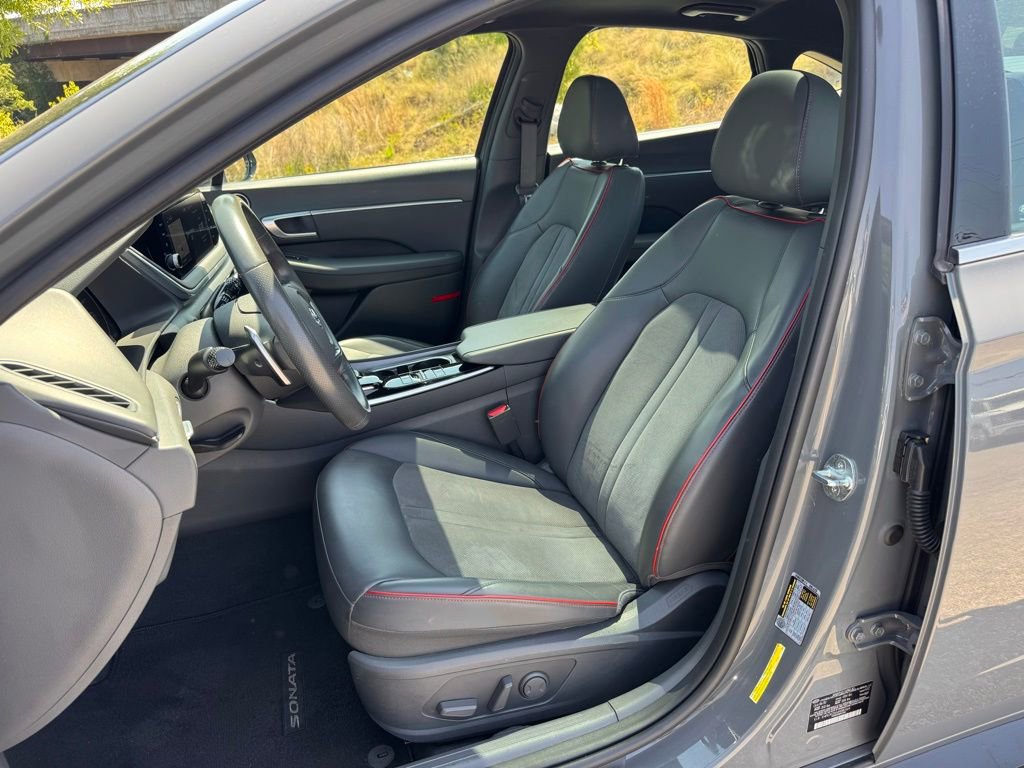 Certified 2021 Hyundai Sonata SEL Plus w/ Tech Package FWD image 16