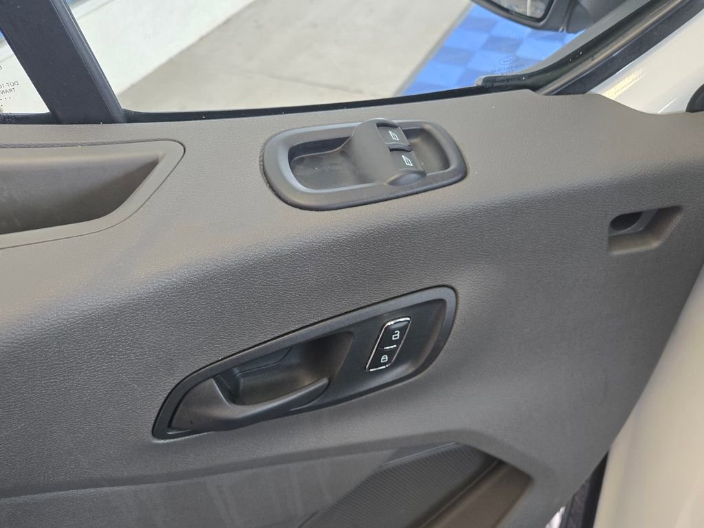 Used 2024 Ford Transit 350 XLT image 12