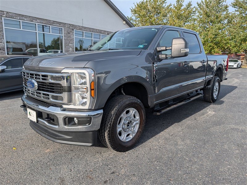 Used 2026 Ford F250 XLT AWD/4WD image 2
