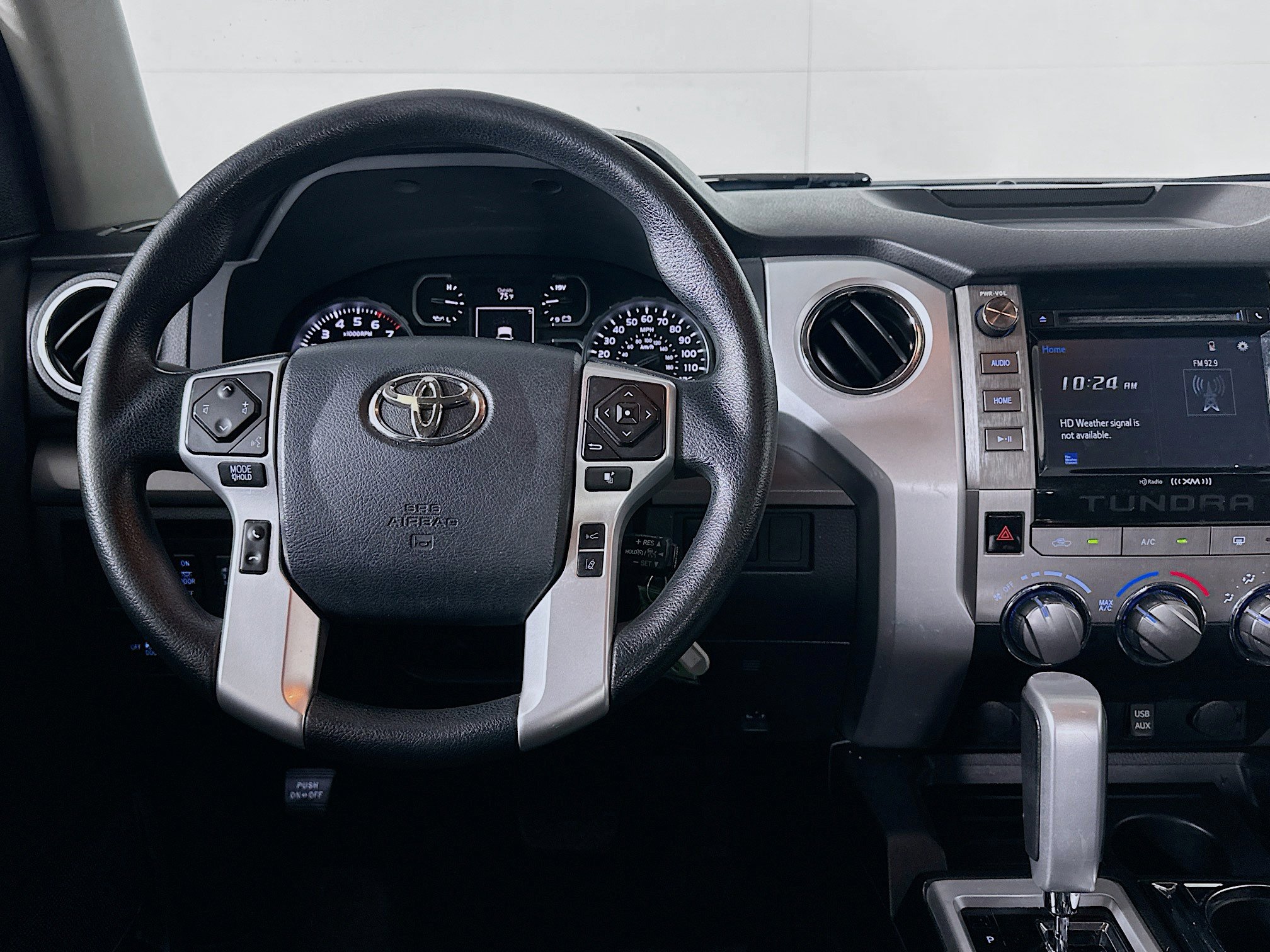 Used 2018 Toyota Tundra SR5 w/ SR5 Upgrade Package RWD image 18