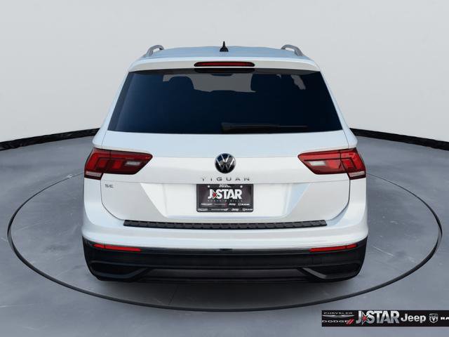 Used 2023 Volkswagen Tiguan SE image 6