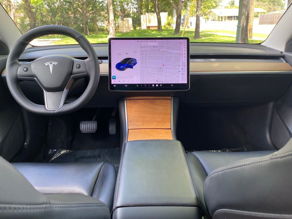 Used 2020 Tesla Model 3 Standard Range Plus image 18