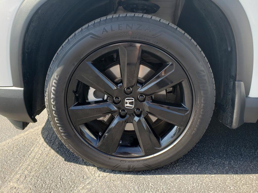 Used 2025 Honda Pilot Black Edition image 33