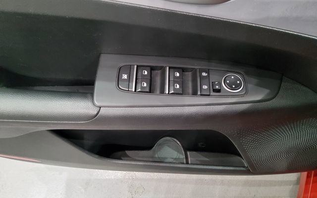 Used 2024 Kia Forte LXS FWD image 17