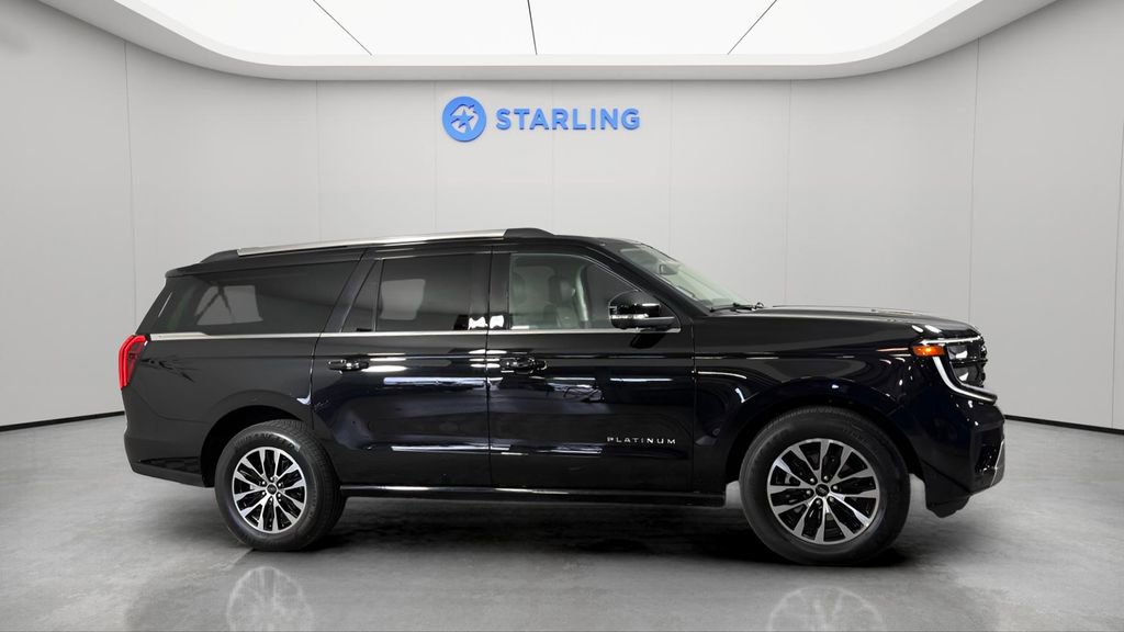 Used 2025 Ford Expedition Max Platinum AWD/4WD image 12
