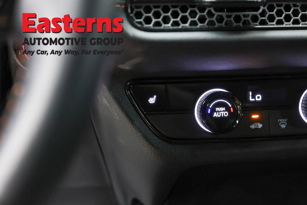 Used 2025 Honda HR-V Sport image 19