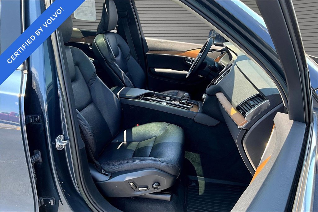 Used 2023 Volvo XC90 B6 Plus w/ Protection Package AWD/4WD image 28