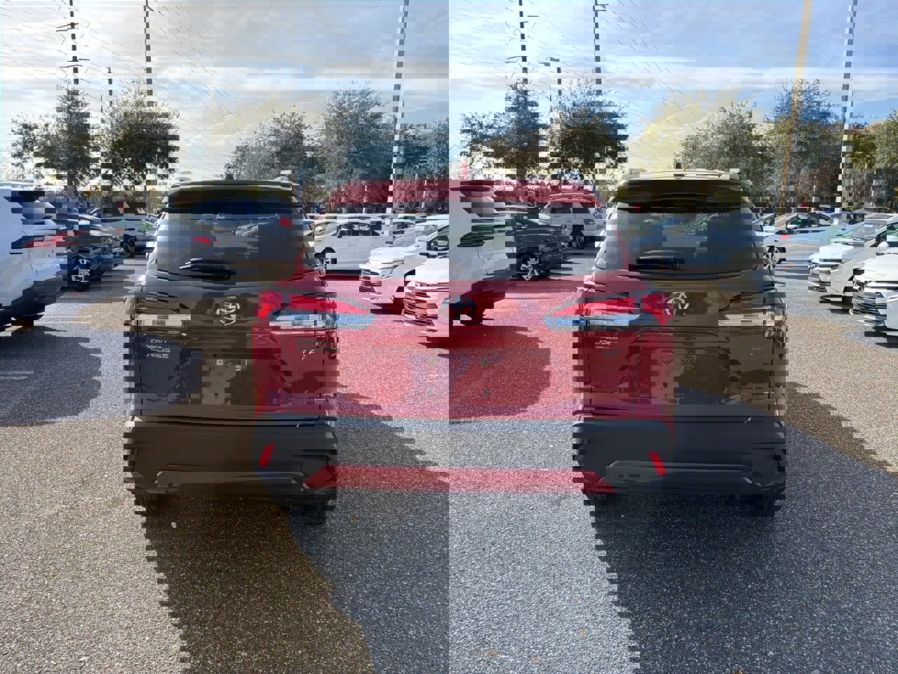 Used 2022 Toyota Corolla Cross LE image 4