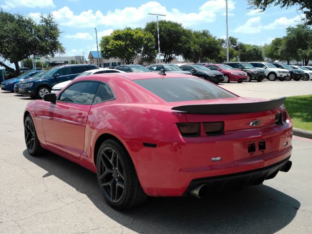 Used 2010 Chevrolet Camaro SS w/ RS Package RWD image 10