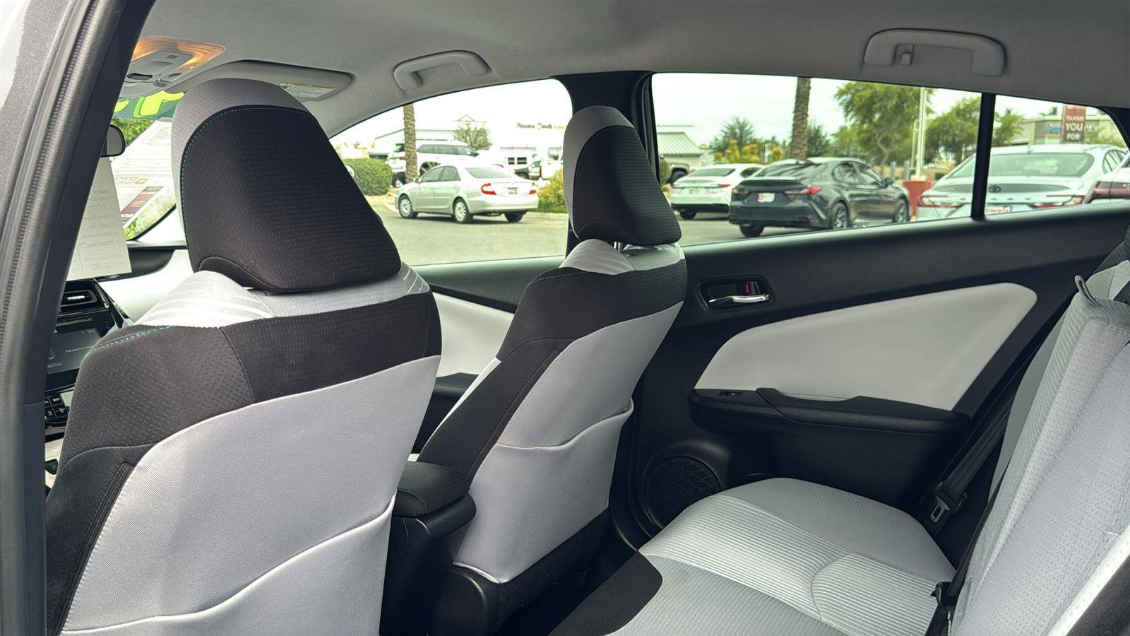 Used 2018 Toyota Prius Two w/ Prius Two Safety Plus Package image 25