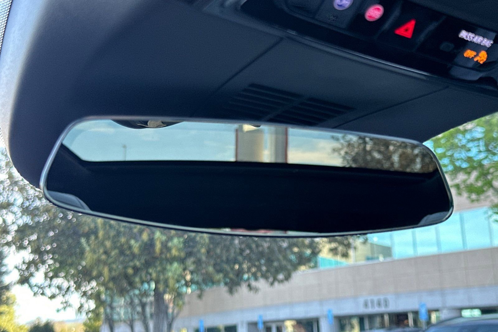 Certified 2024 Cadillac Lyriq Luxury image 25