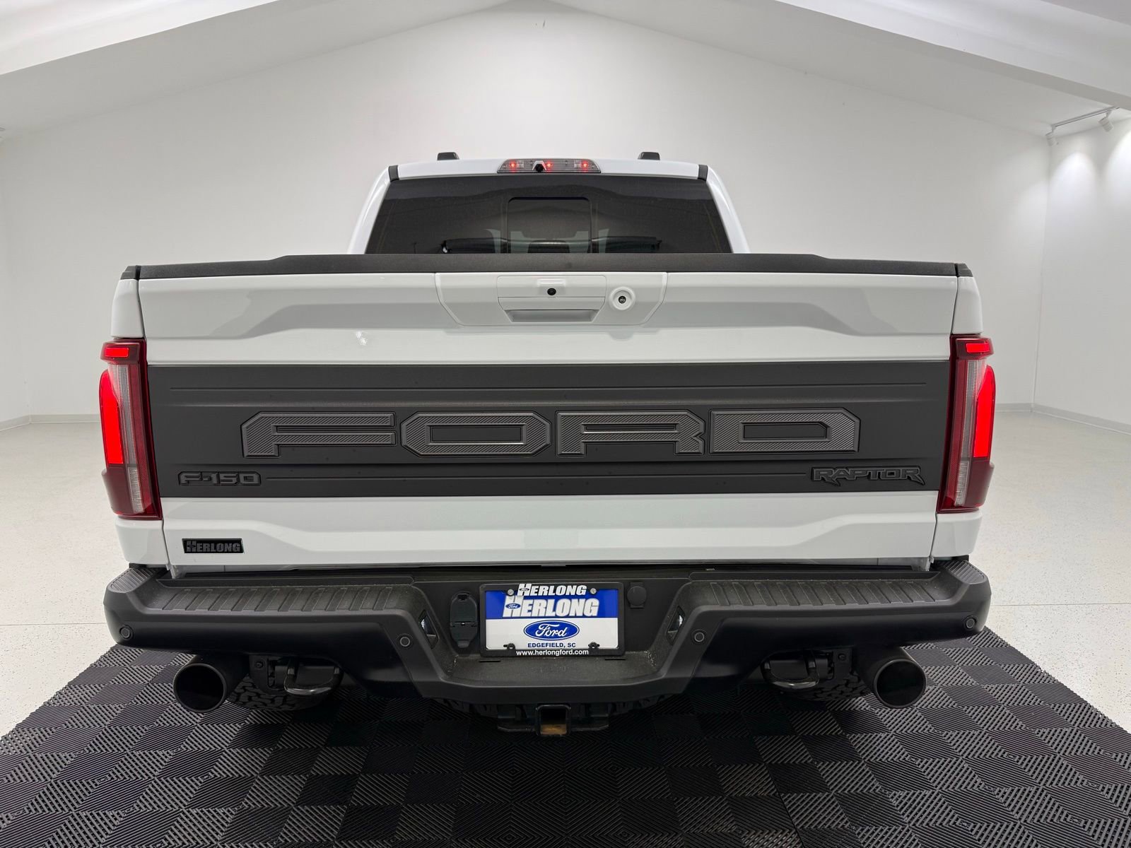 Used 2025 Ford F150 Raptor AWD/4WD image 6