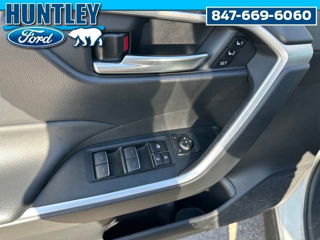 Used 2023 Toyota RAV4 XLE Premium AWD/4WD image 17