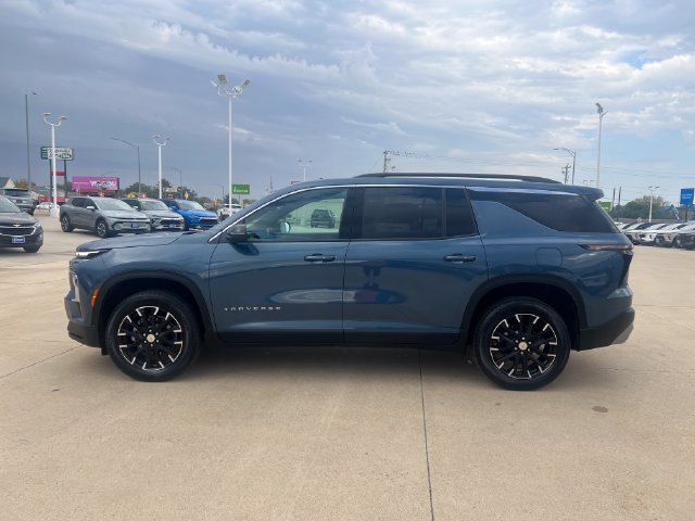 Certified 2026 Chevrolet Traverse LT w/ Sun and Wheel Package AWD/4WD image 2