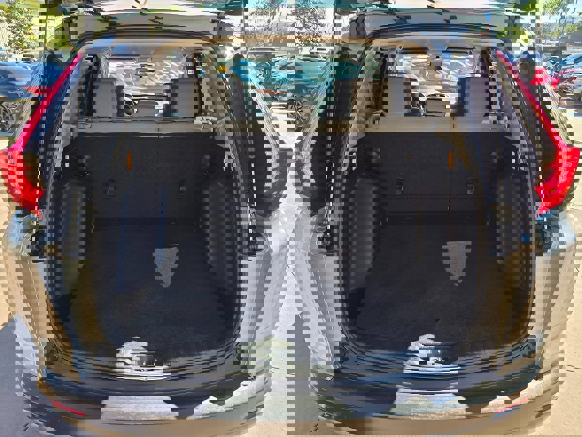 Used 2019 Honda CR-V LX image 18