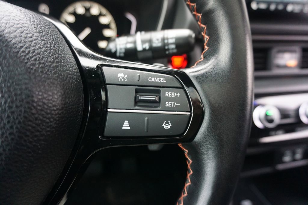 Used 2024 Honda Pilot TrailSport image 9