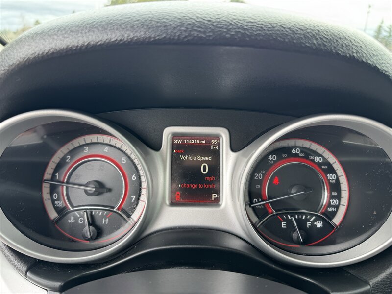 Used 2017 Dodge Journey Crossroad FWD image 24