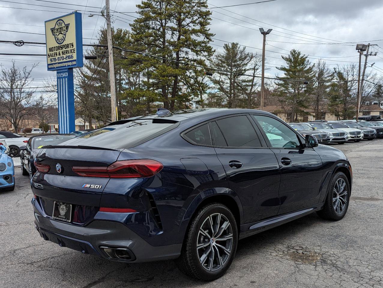 Used 2023 BMW X6 M50i w/ Executive Package image 7