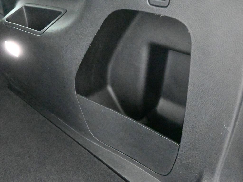 Used 2023 Ford Edge SEL image 15