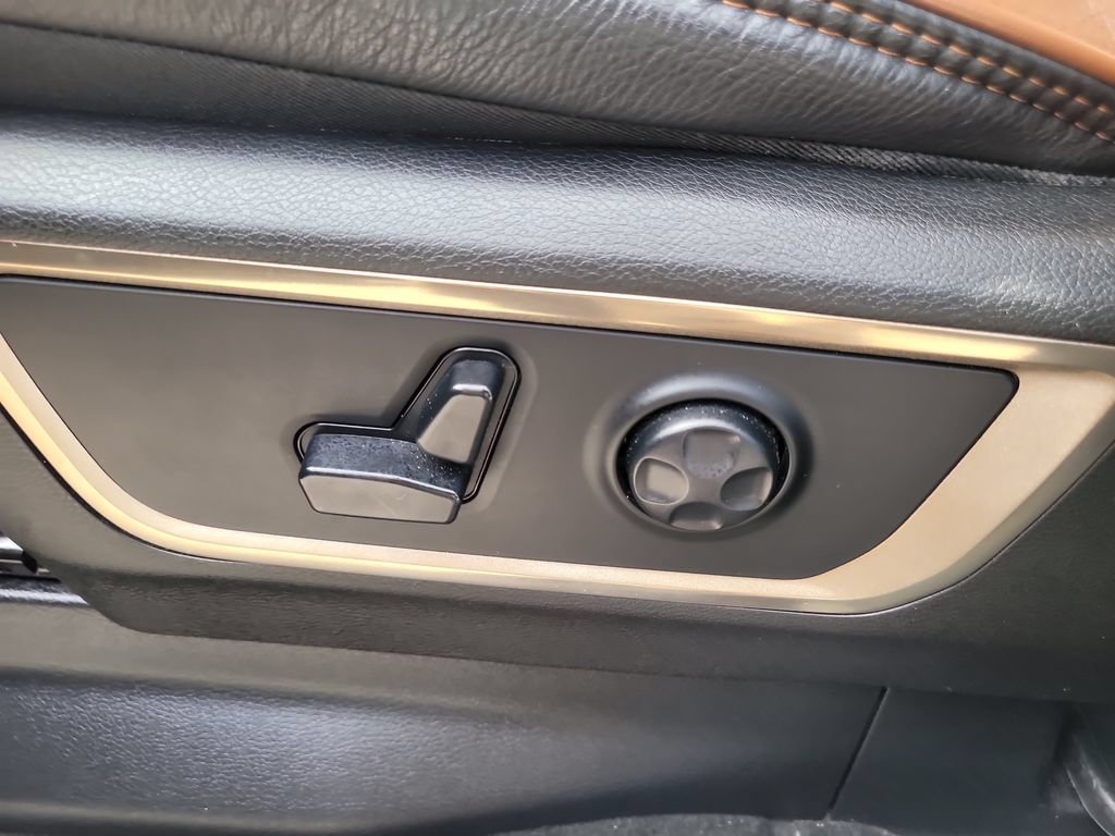 Used 2019 RAM 1500 Limited AWD/4WD image 23