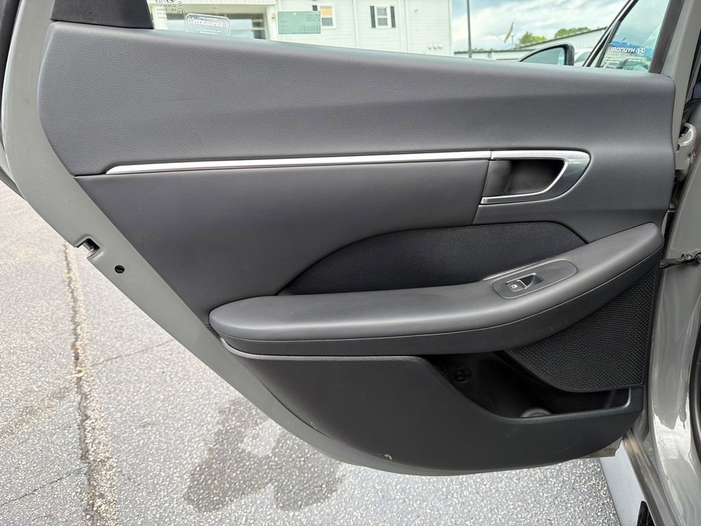 Used 2022 Hyundai Sonata SEL FWD image 21