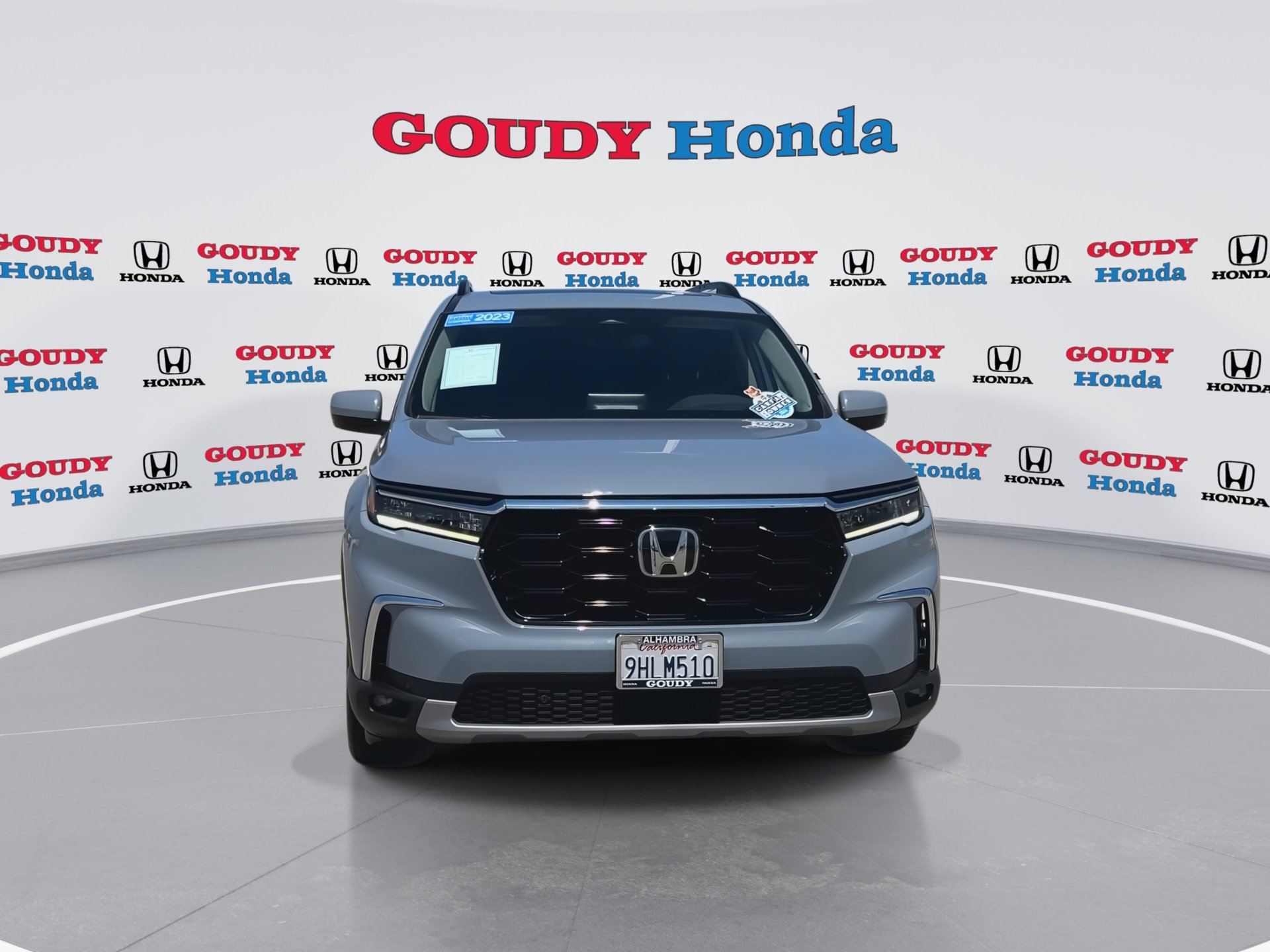 Certified 2023 Honda Pilot Touring image 3