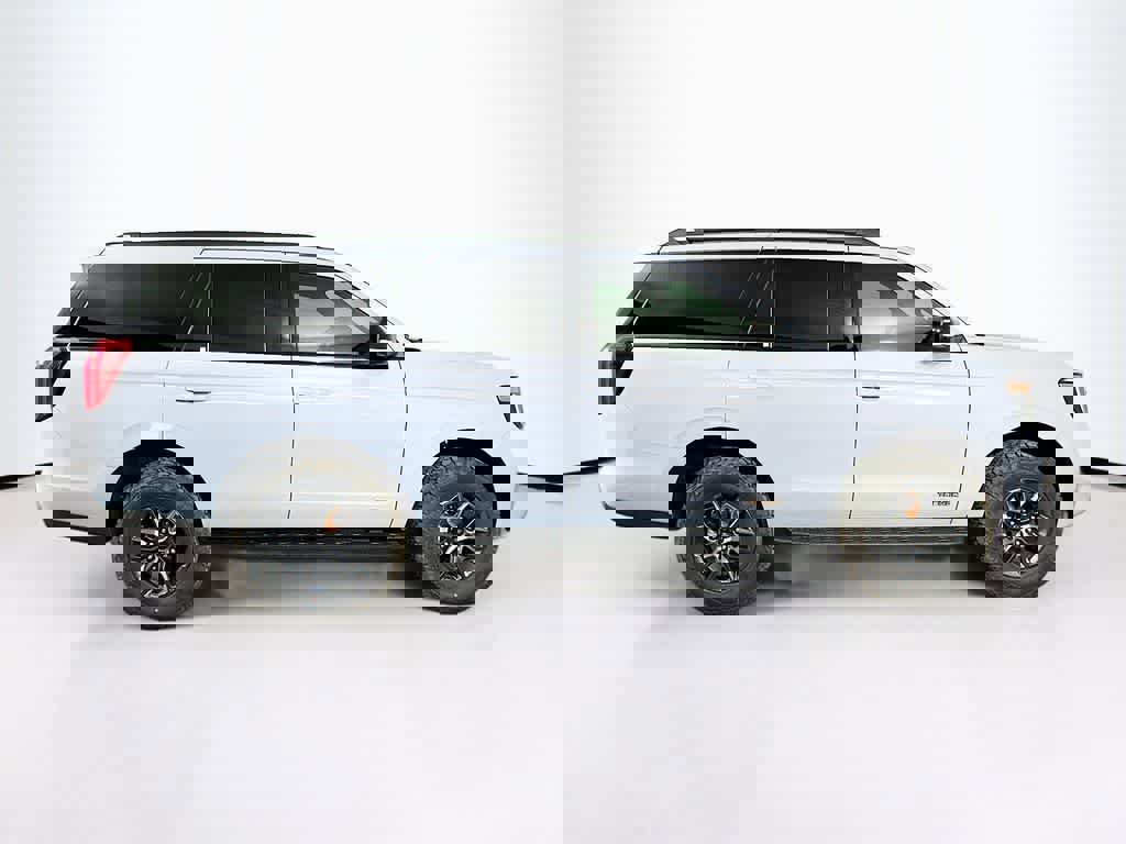 New 2026 Ford Expedition Tremor image 25