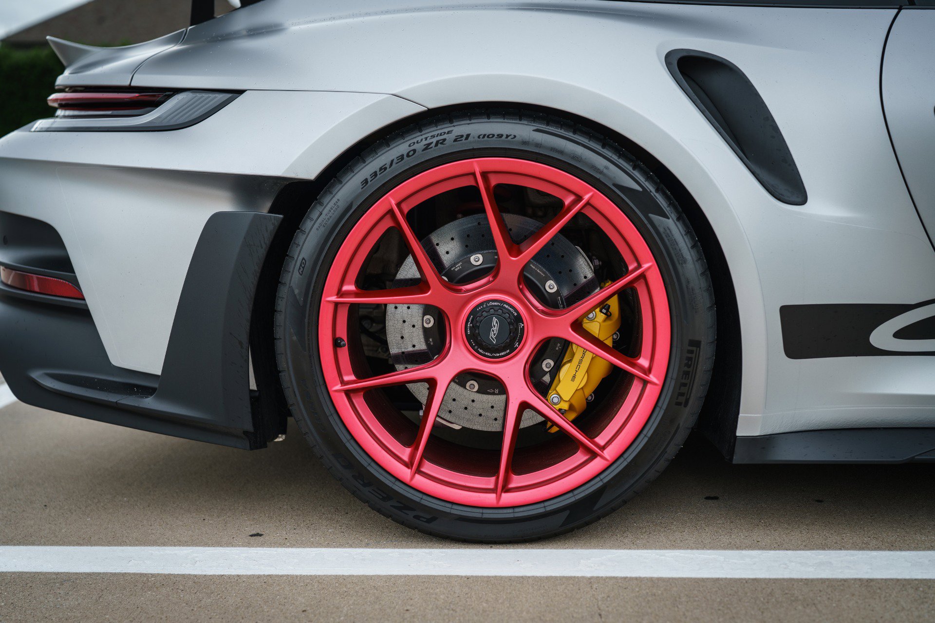 Used 2025 Porsche 911 GT3 RS RWD image 16
