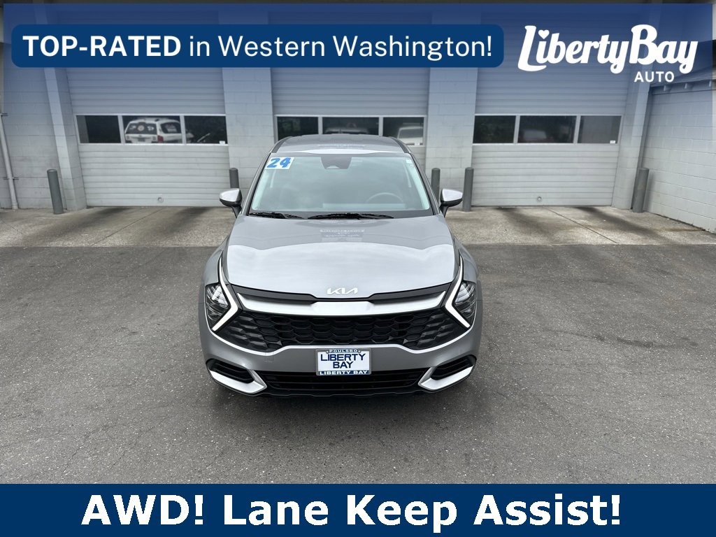 Used 2024 Kia Sportage LX image 3