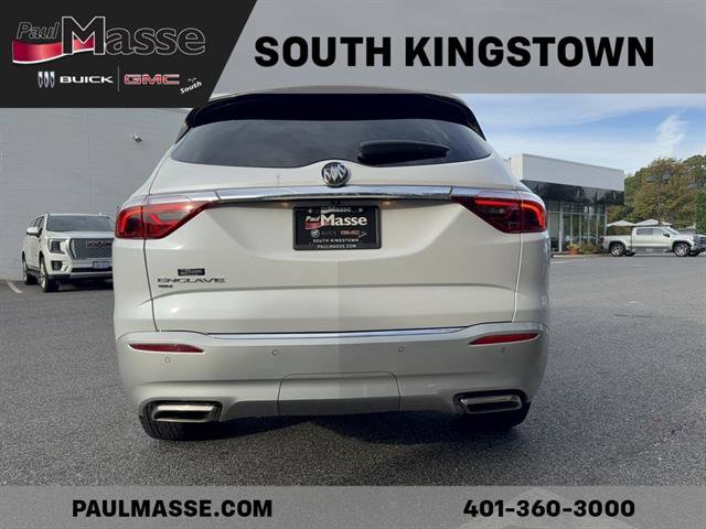 Used 2023 Buick Enclave Essence w/ Experience Buick Package image 6