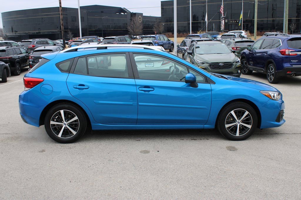 Used 2023 Subaru Impreza Premium image 4