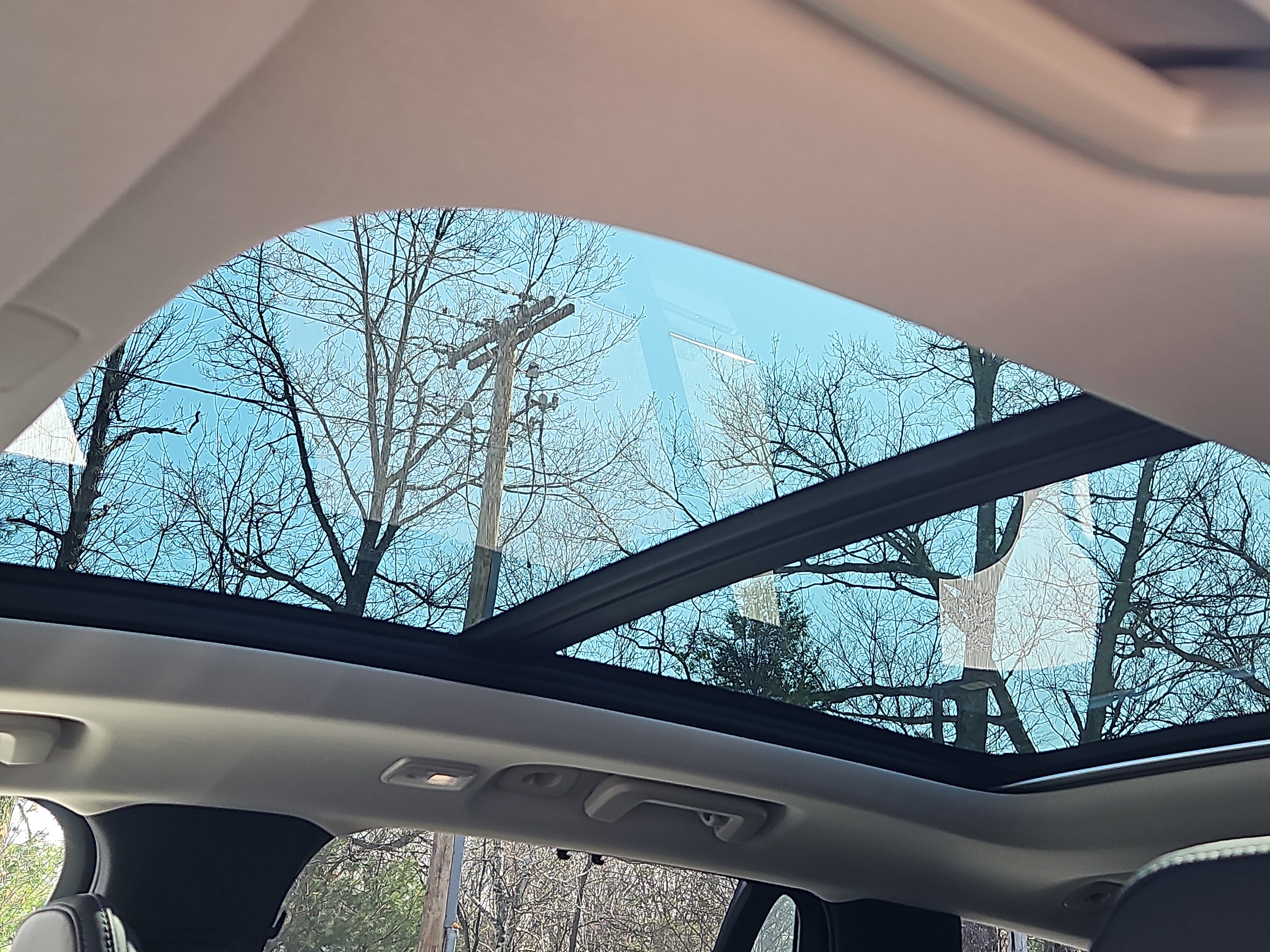 New 2026 Volvo XC90 T8 Ultra w/ Protection Package Premier AWD/4WD image 6