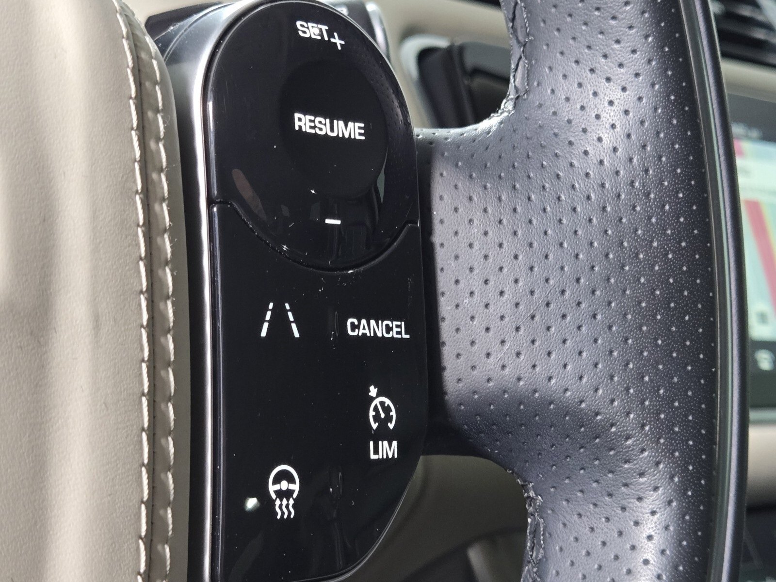 Used 2022 Land Rover Range Rover Sport HSE Silver Edition image 24