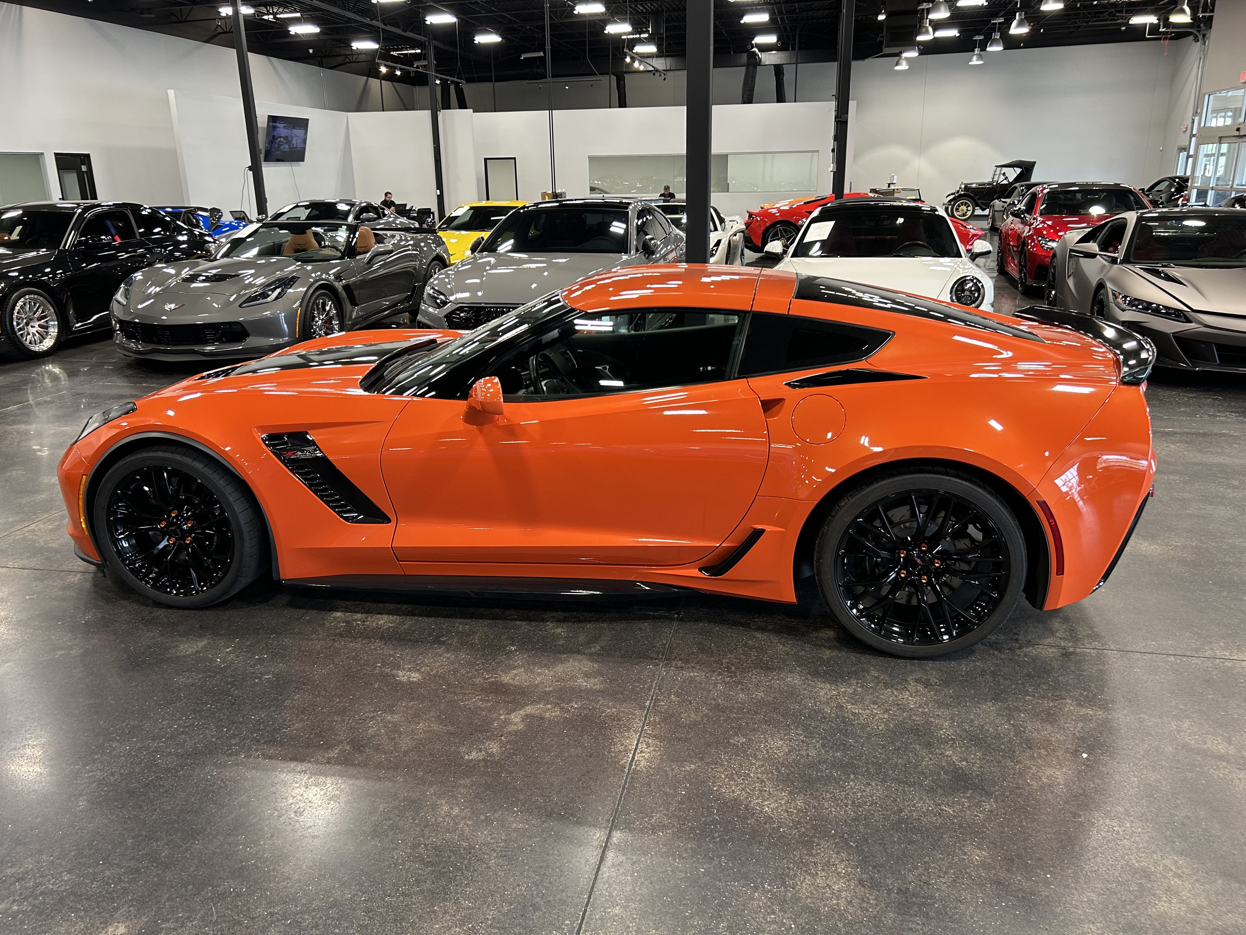 Used 2019 Chevrolet Corvette Z06 RWD image 6