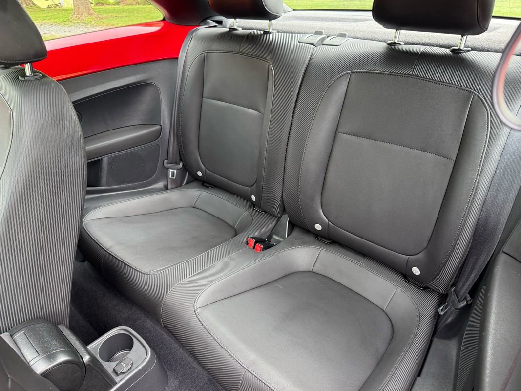 Used 2013 Volkswagen Beetle 2.5 FWD image 28