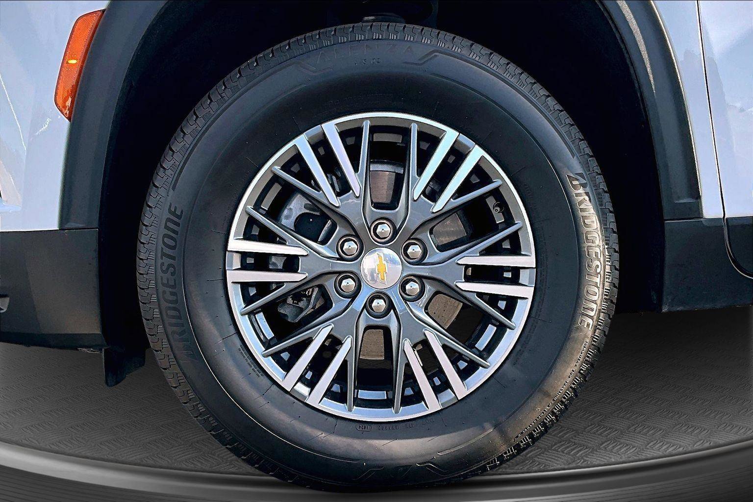 Used 2024 Chevrolet Traverse LT w/ LPO, Floor Liner Package image 10