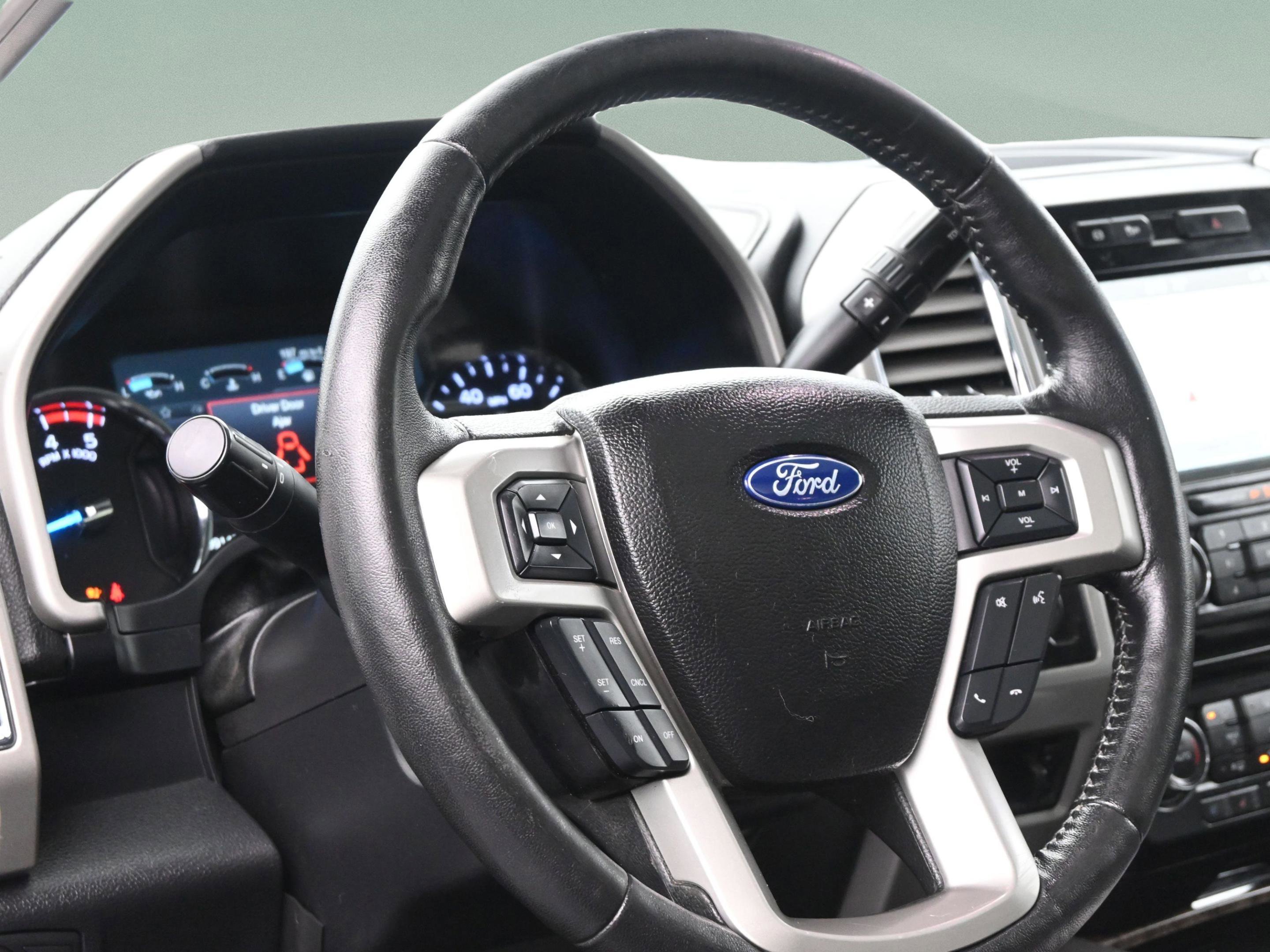 Used 2017 Ford F350 Lariat w/ Lariat Ultimate Package image 18