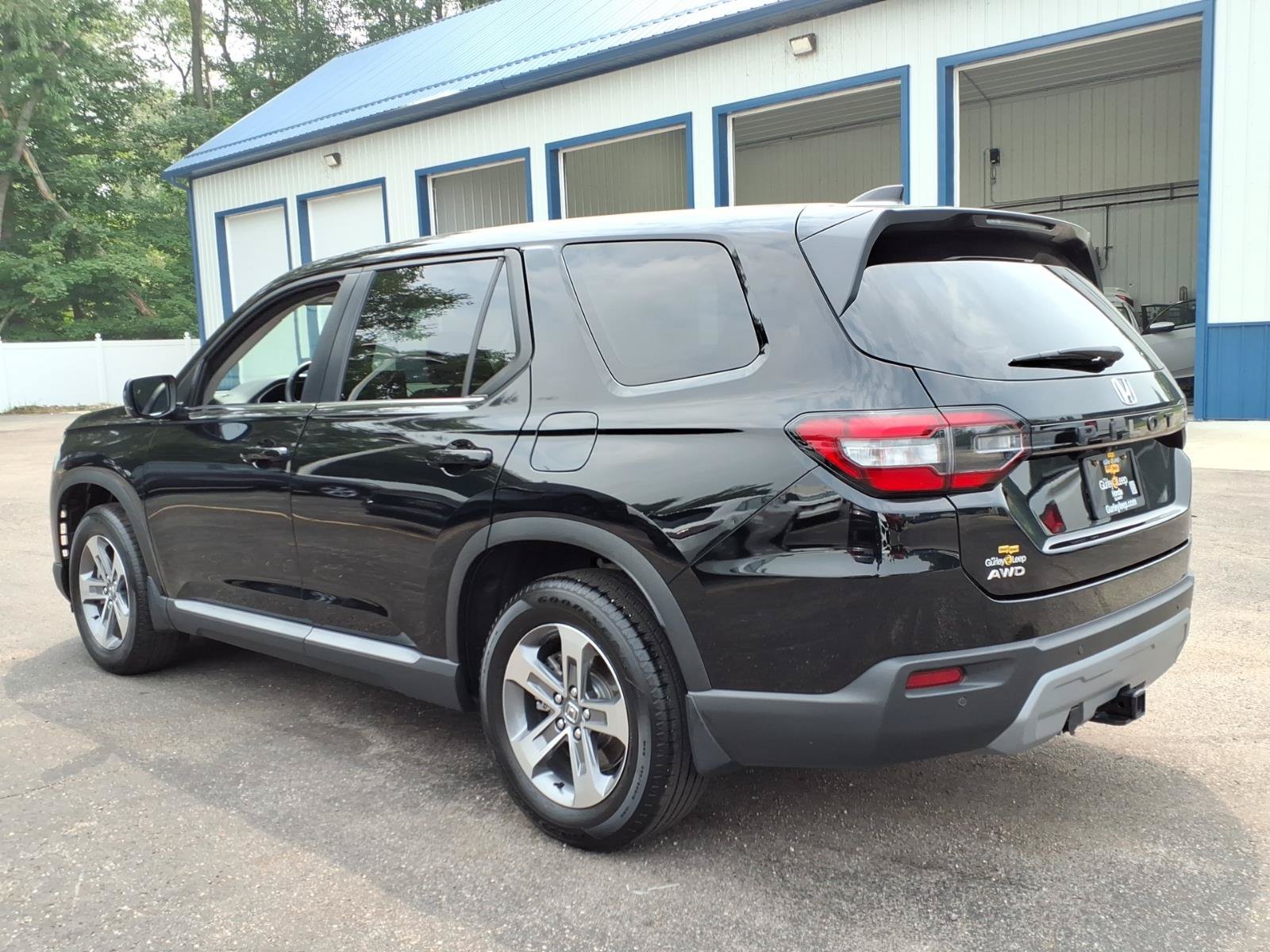 Certified 2023 Honda Pilot EX-L image 10