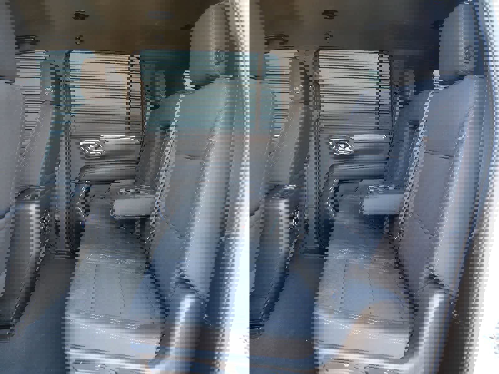 Used 2023 Chevrolet Suburban LS image 12