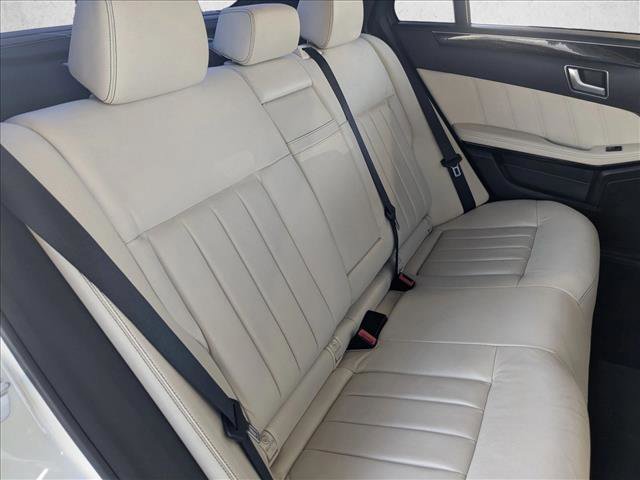 Used 2014 Mercedes-Benz E 350 Sedan image 21