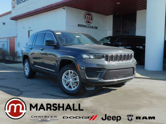 New 2026 Jeep Grand Cherokee Laredo w/ Trailer Tow Package