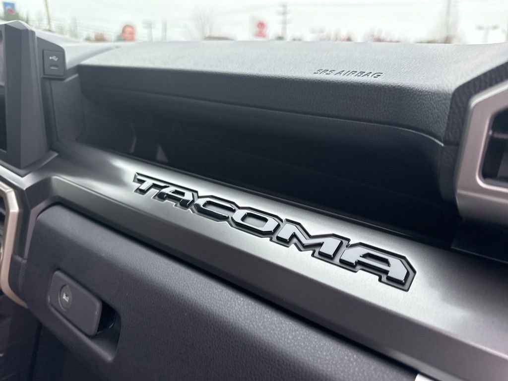 New 2025 Toyota Tacoma SR5 image 7