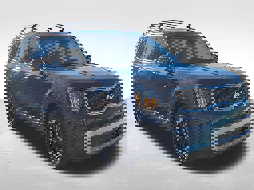 Certified 2024 Kia Telluride S image 2