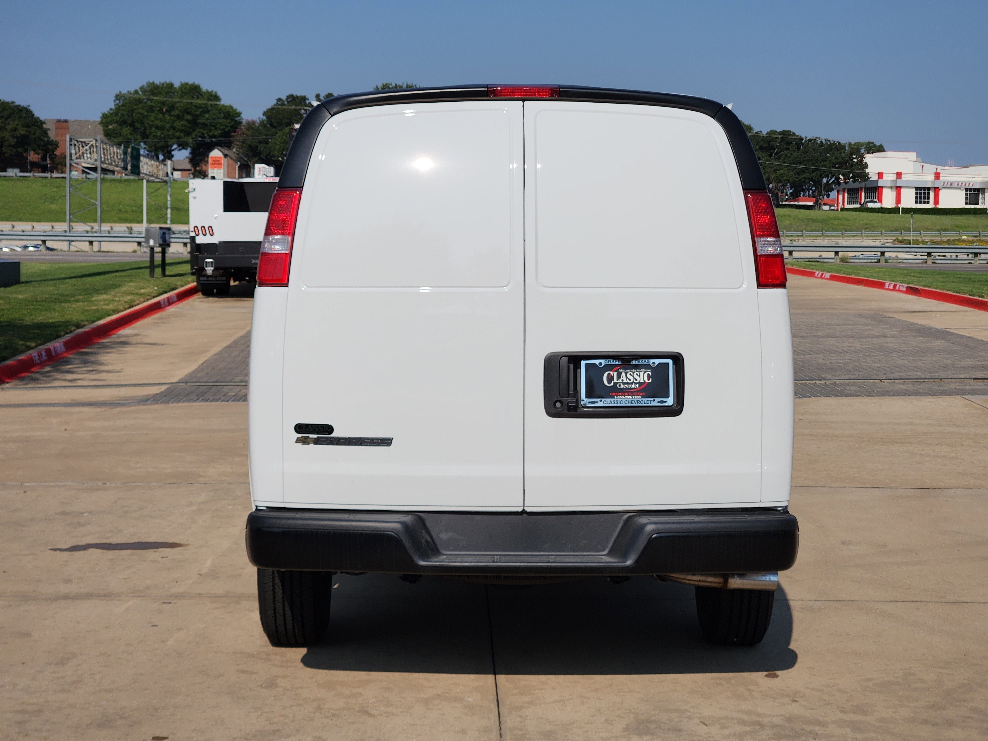 New 2025 Chevrolet Express 2500 Extended w/ Driver Convenience Package image 7